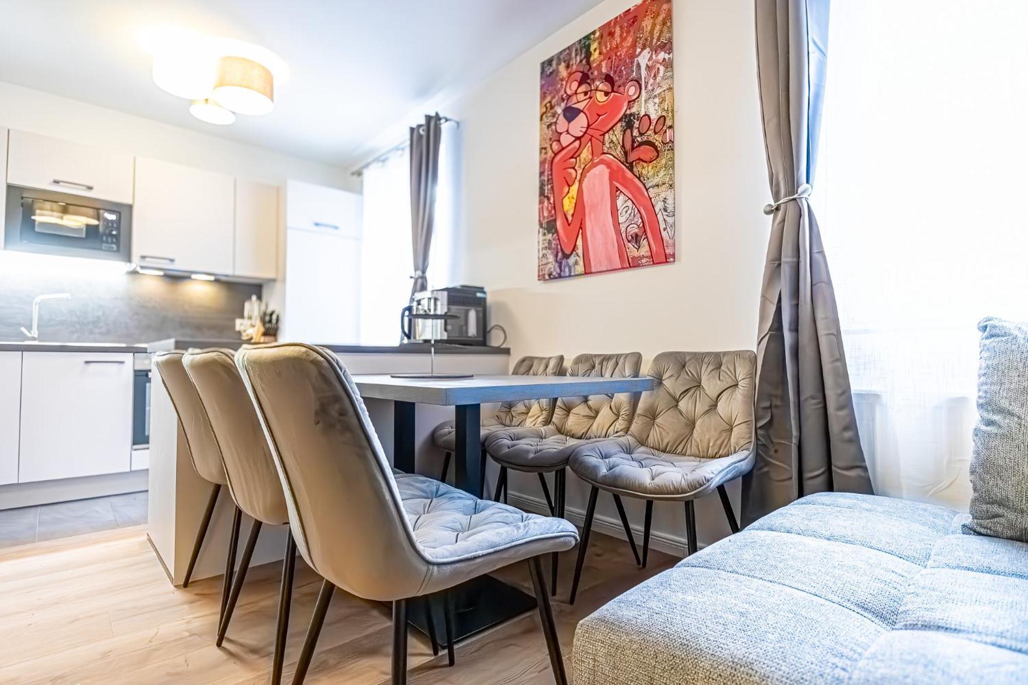 Charming 1Br And 1Lr Apt Modern Design Donaustadt Wien Exteriör bild