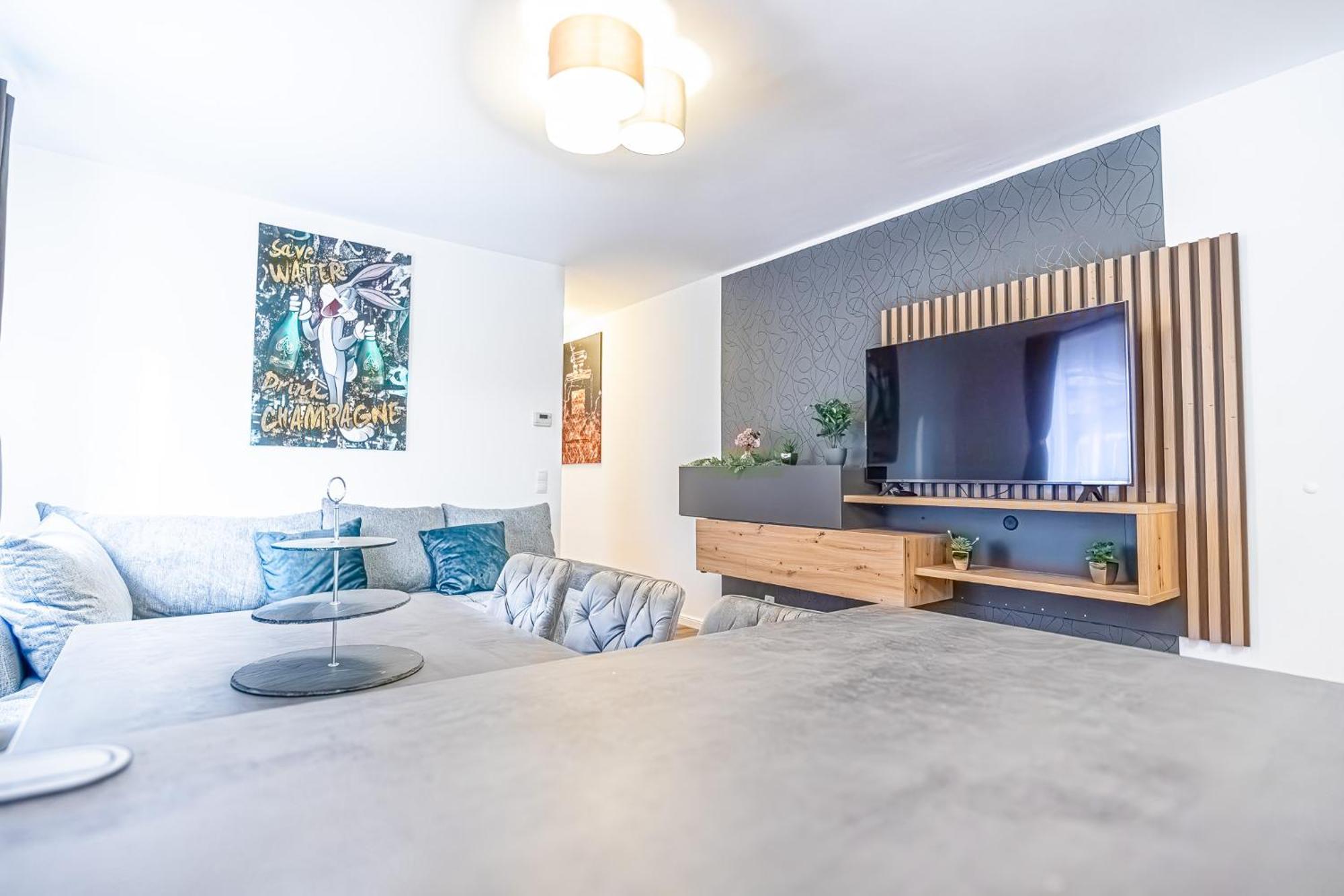 Charming 1Br And 1Lr Apt Modern Design Donaustadt Wien Exteriör bild