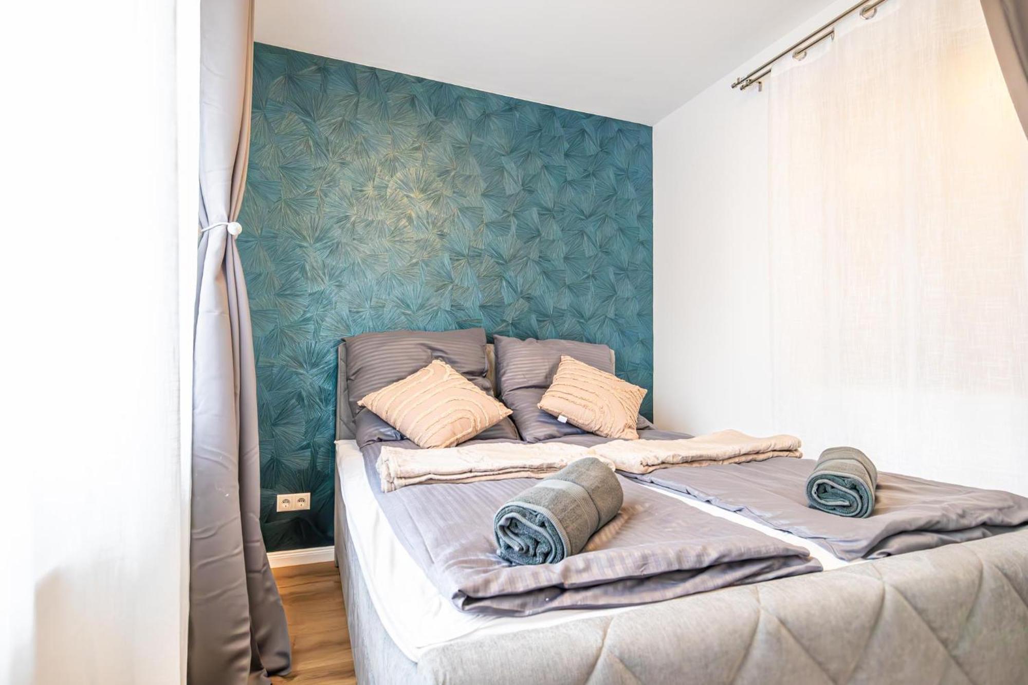 Charming 1Br And 1Lr Apt Modern Design Donaustadt Wien Exteriör bild