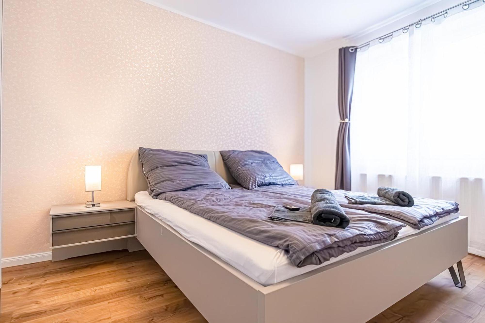 Charming 1Br And 1Lr Apt Modern Design Donaustadt Wien Exteriör bild