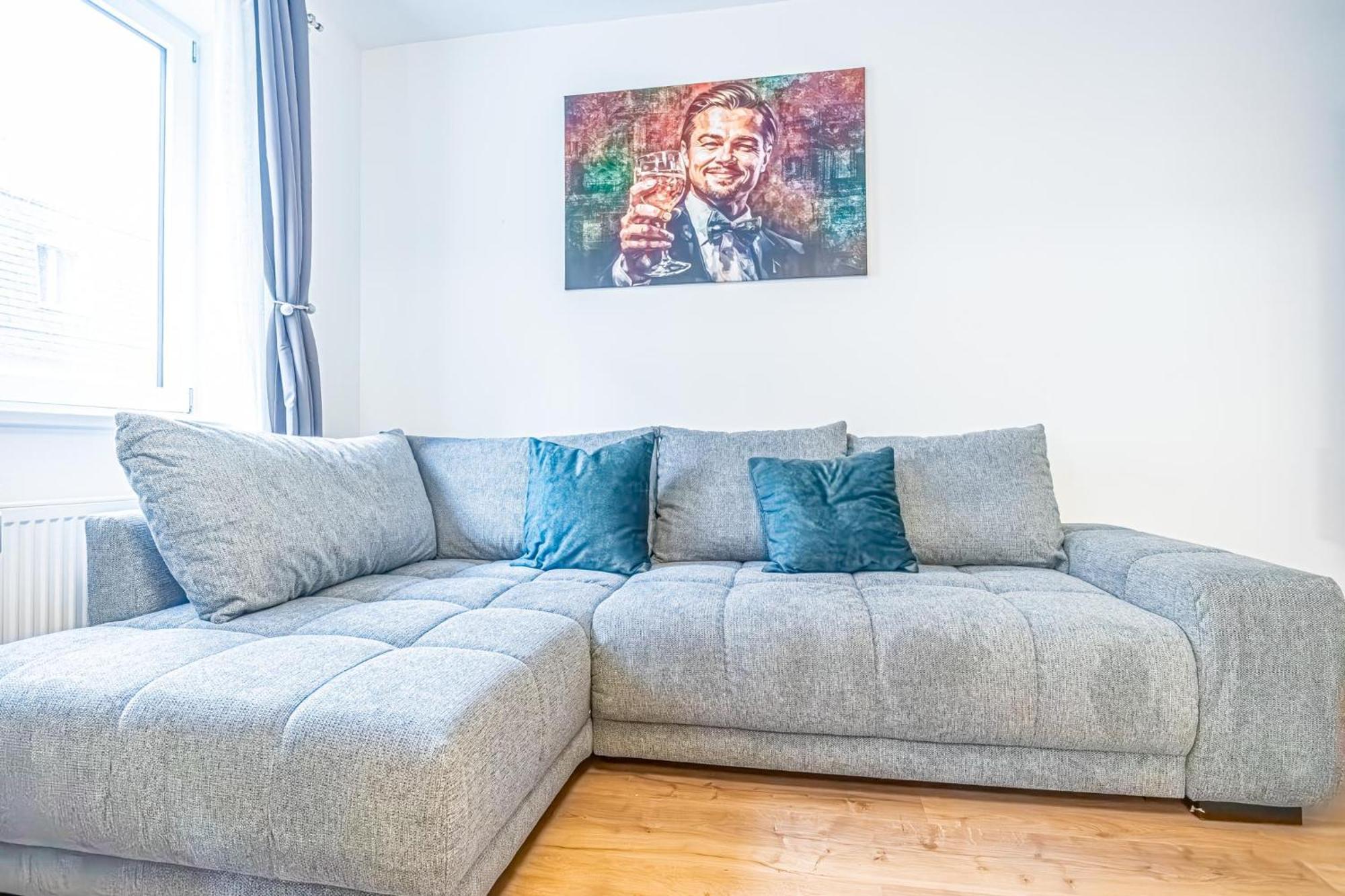 Charming 1Br And 1Lr Apt Modern Design Donaustadt Wien Exteriör bild